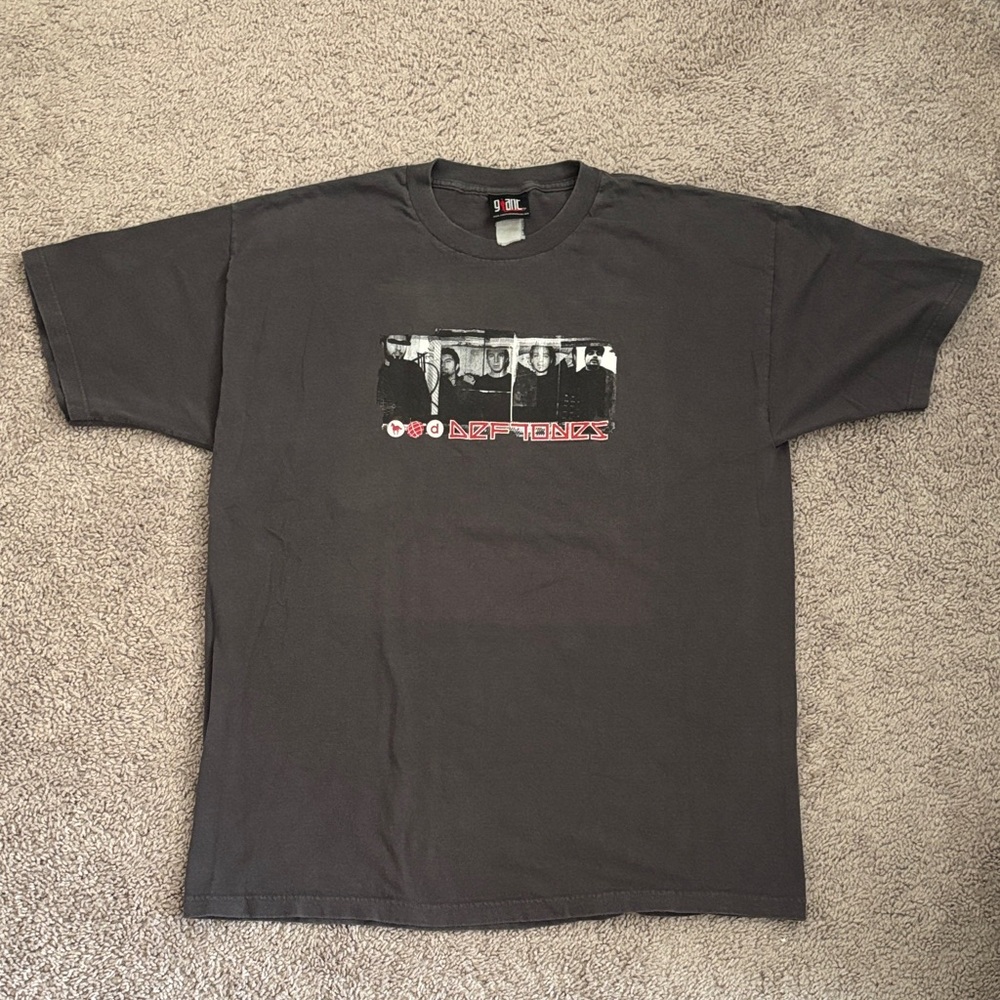 Vintage Deftones "White Pony" 2000 tour T-shirt